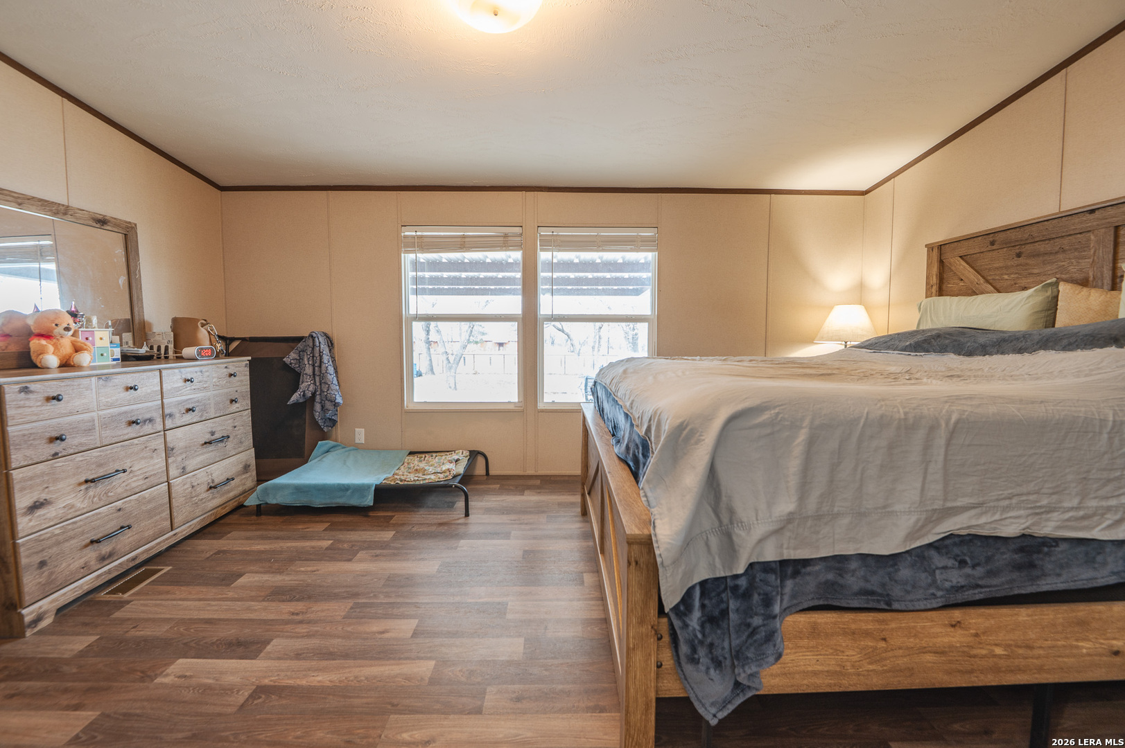 213 Oak View, ,  78121 — photo 1