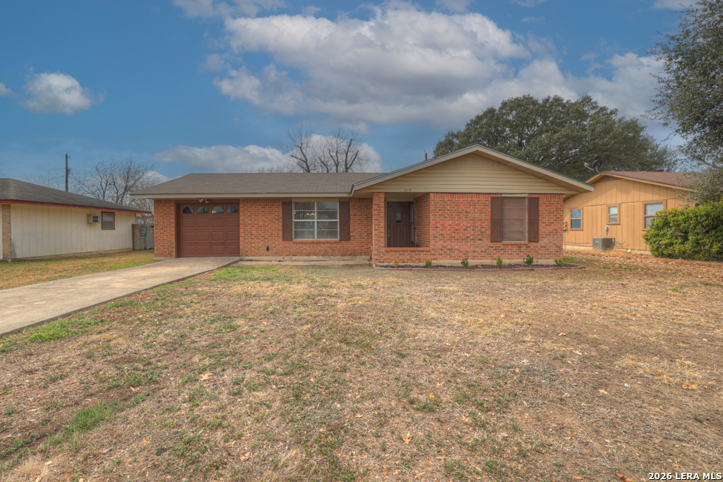 217 gruene, New Braunfels, TX 78130 — photo 1