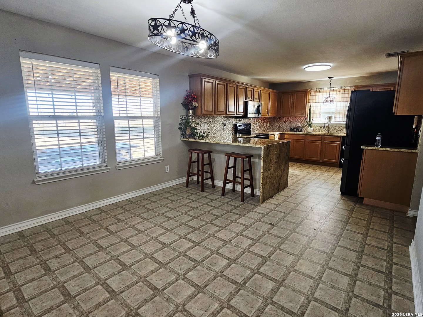 5615 fm 462, , 78057 — photo 1