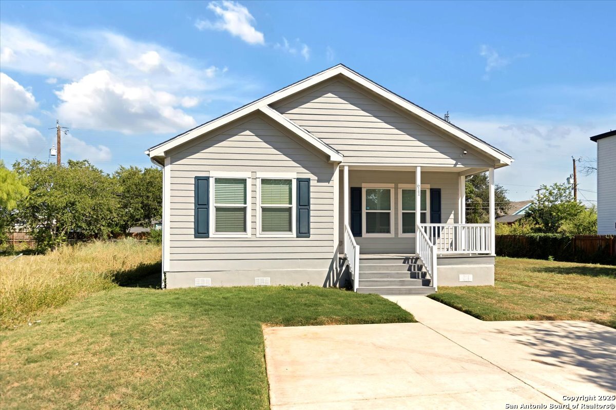611 Rudolph, San Antonio, TX 78202 — photo 1