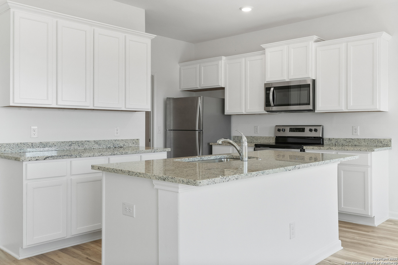 16001 Delgado Hills, , 78052 — photo 1