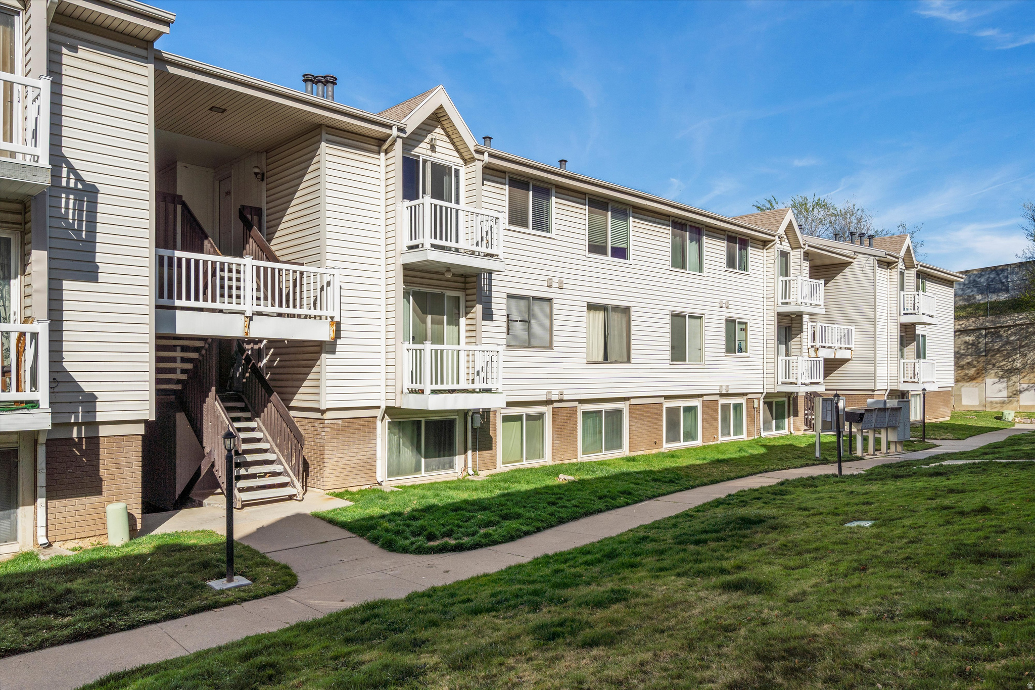 2656 W 5625 S, Roy, UT 84067 — photo 1