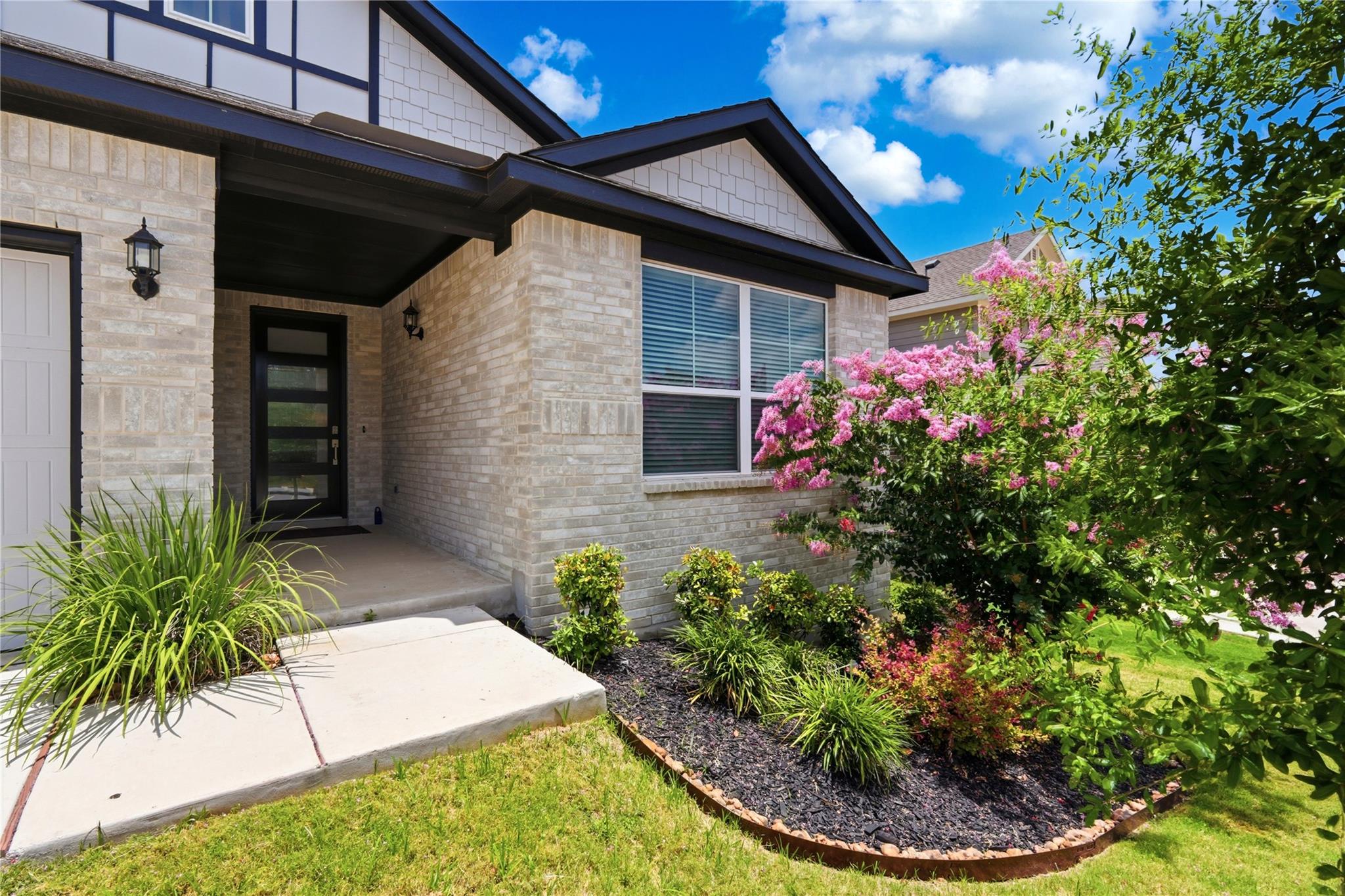 333 Glenwood, Cibolo, TX 78108 — photo 1