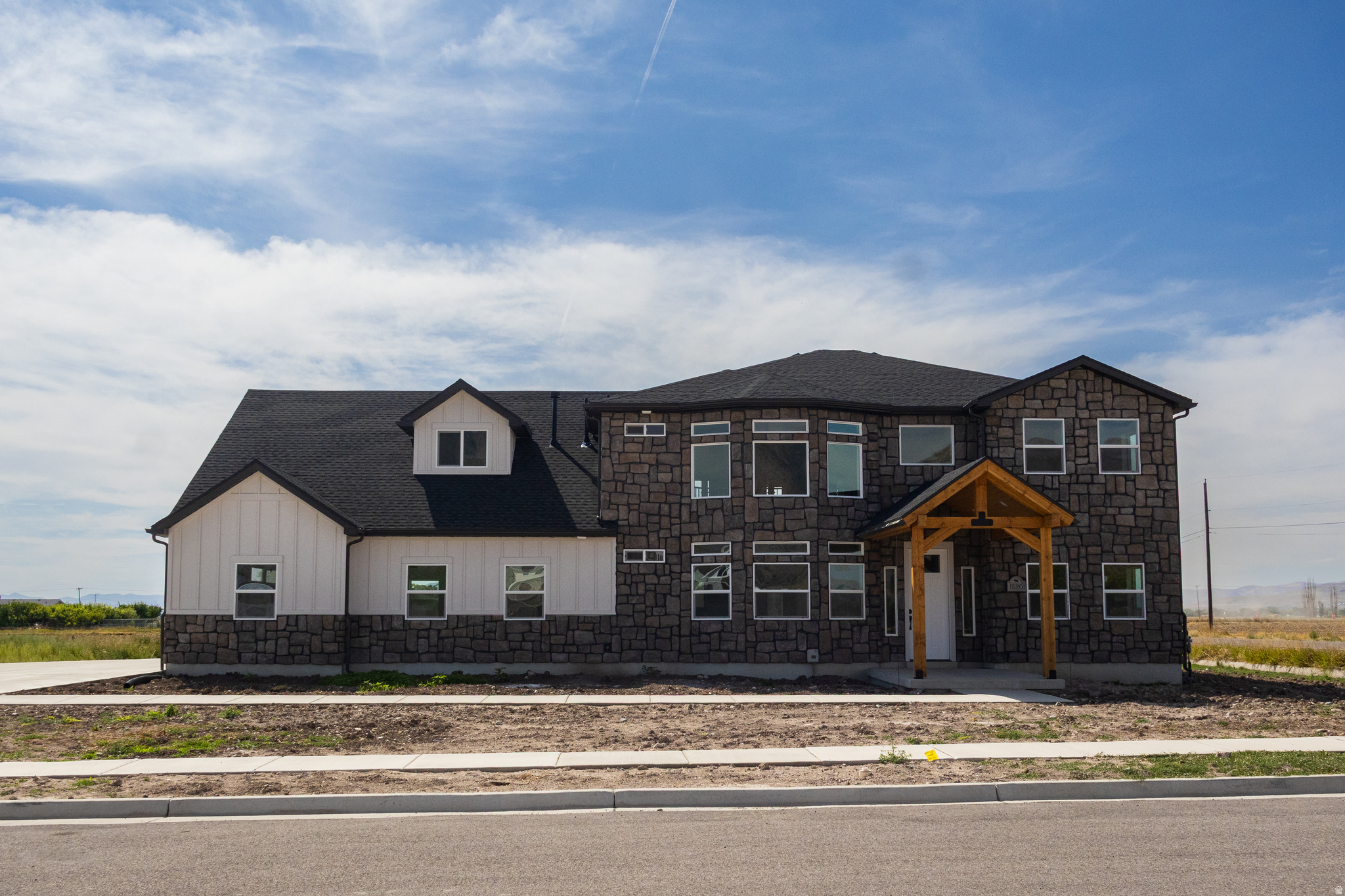 10385 N 5100 W #1