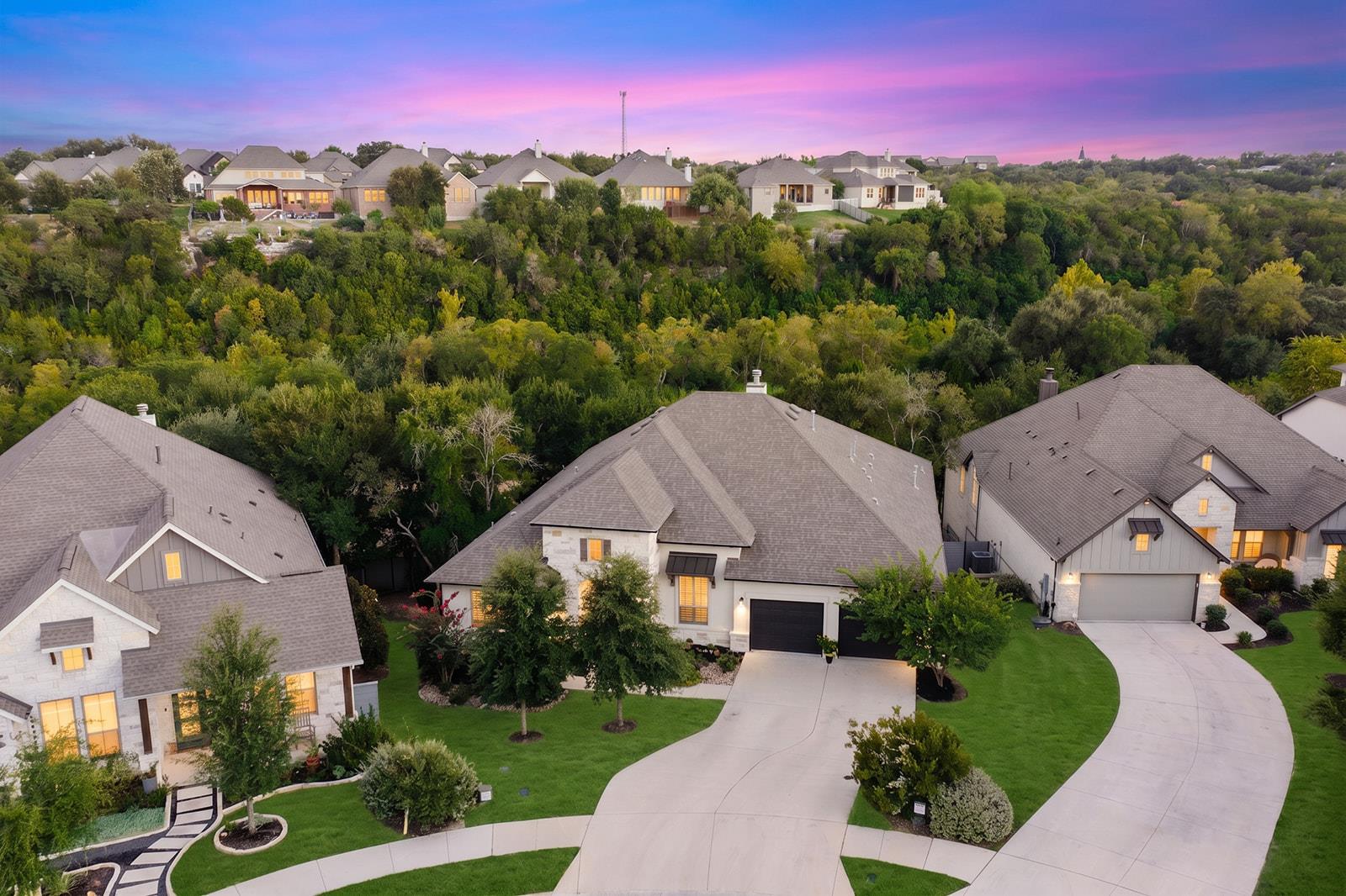 129 Hollytree, Georgetown, TX 78628 — photo 1