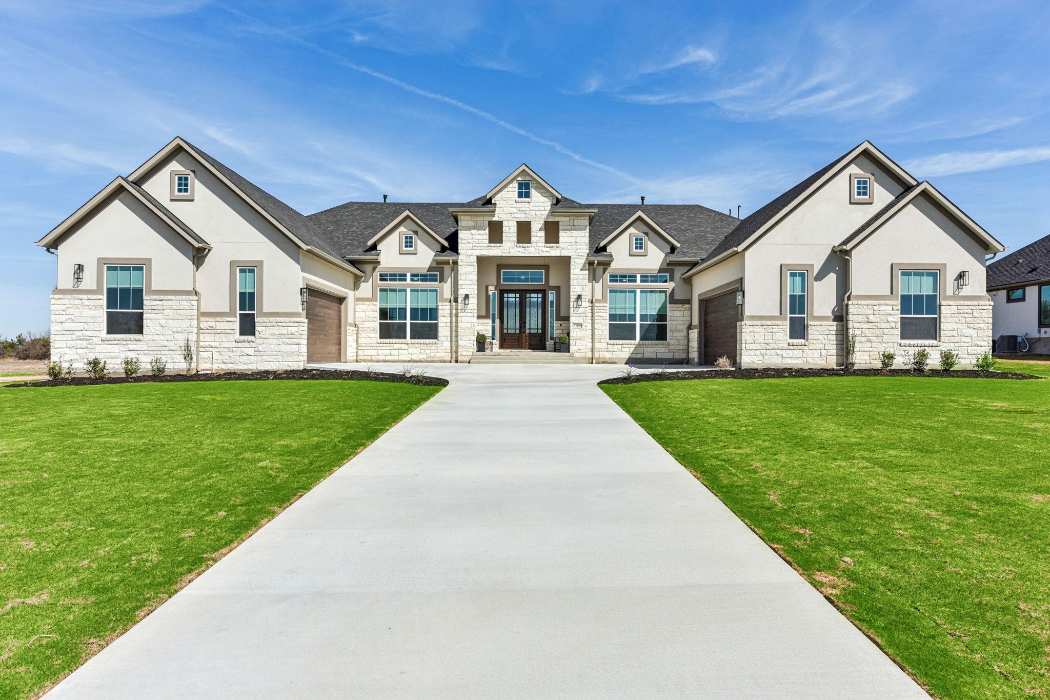 1304 Paxton, Florence, TX 76527 — photo 1