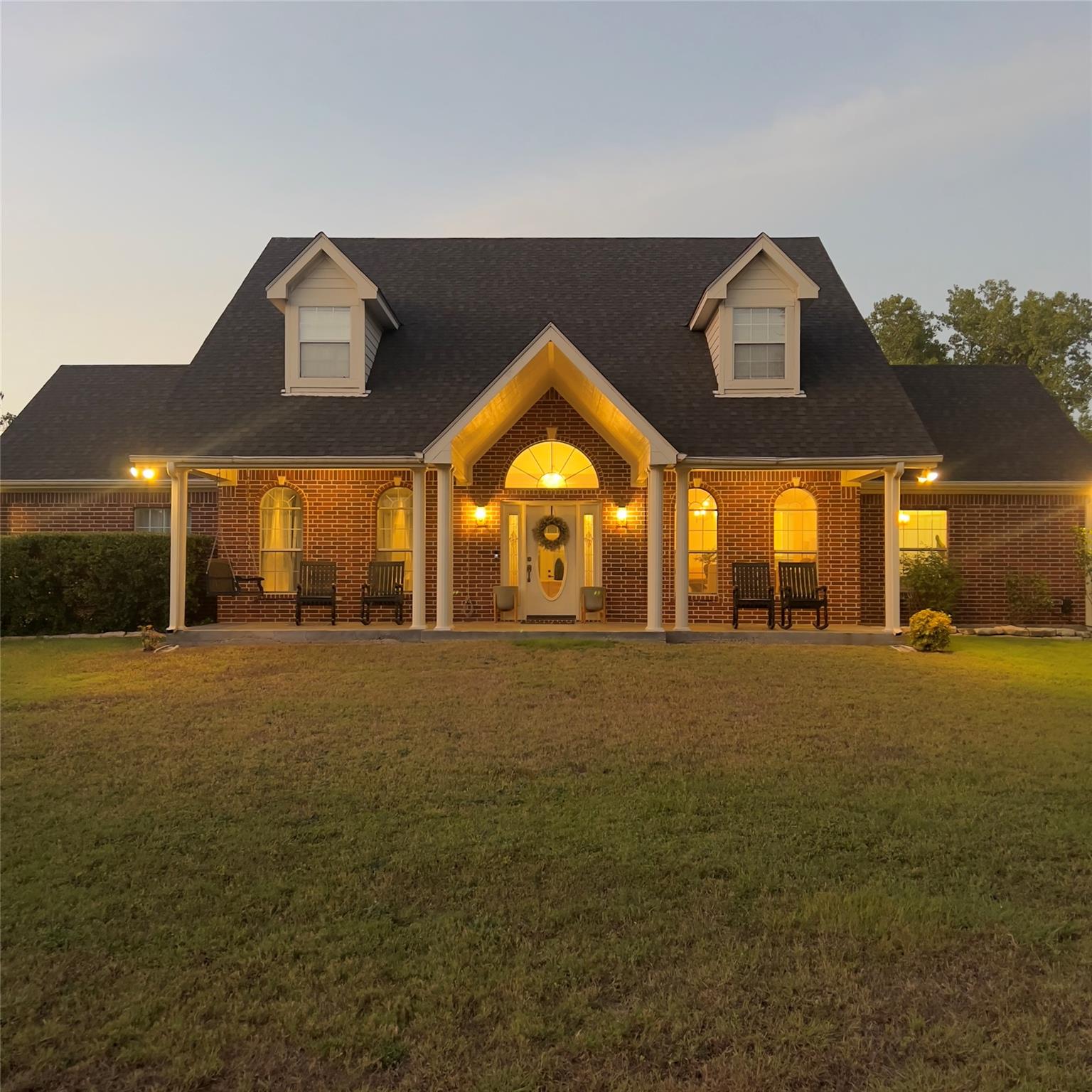 310 10th, Elgin, TX 78621 — photo 1