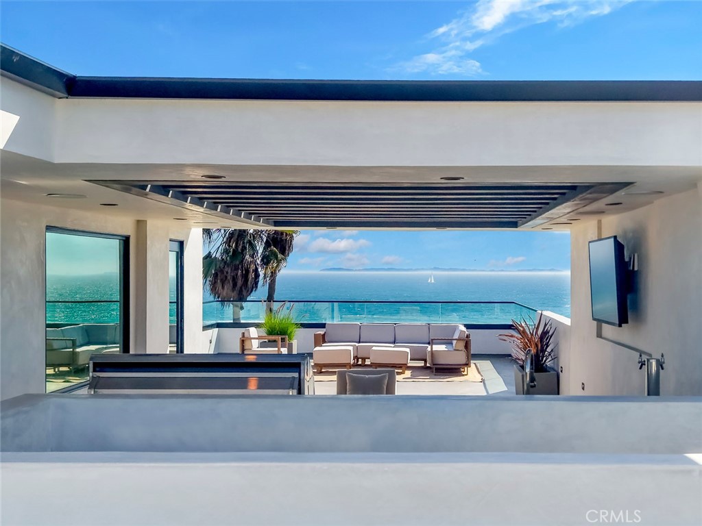 816 Pacific Coast Highway, Huntington Beach, CA 92648 — photo 1