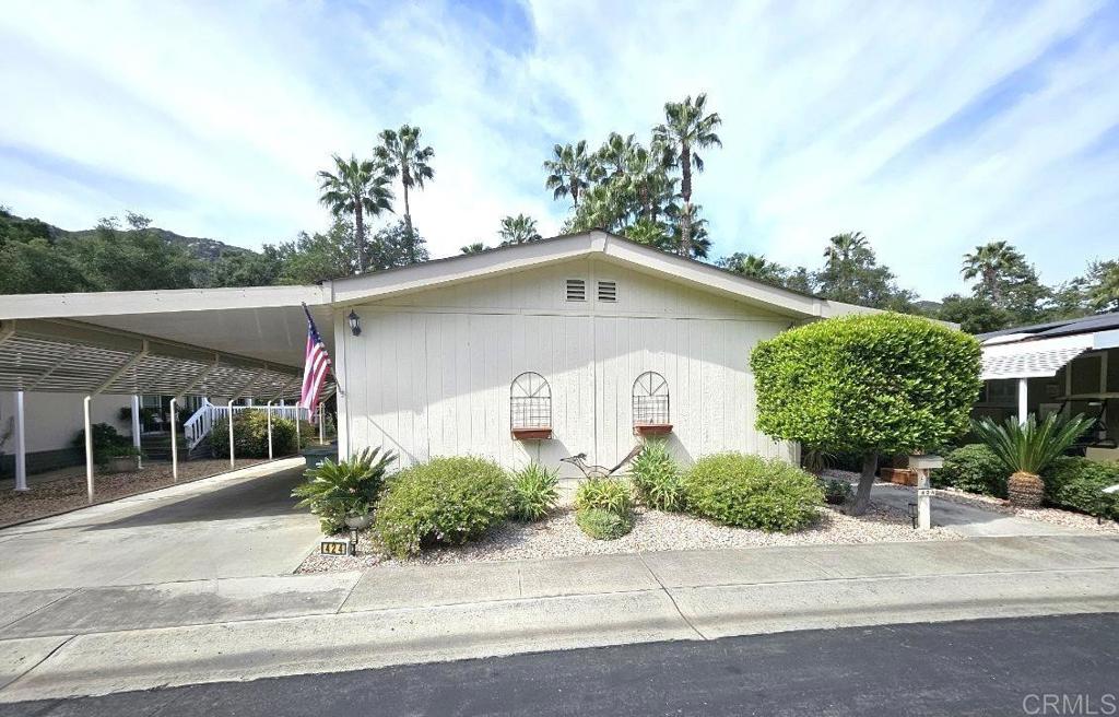 8975 Lawrence Welk Drive 424, Escondido, CA 92026 — photo 1
