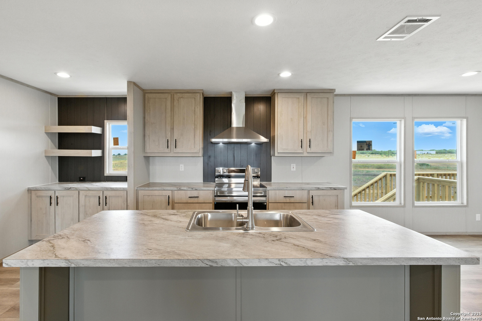 2715 FM 1332, ,  78026 — photo 1