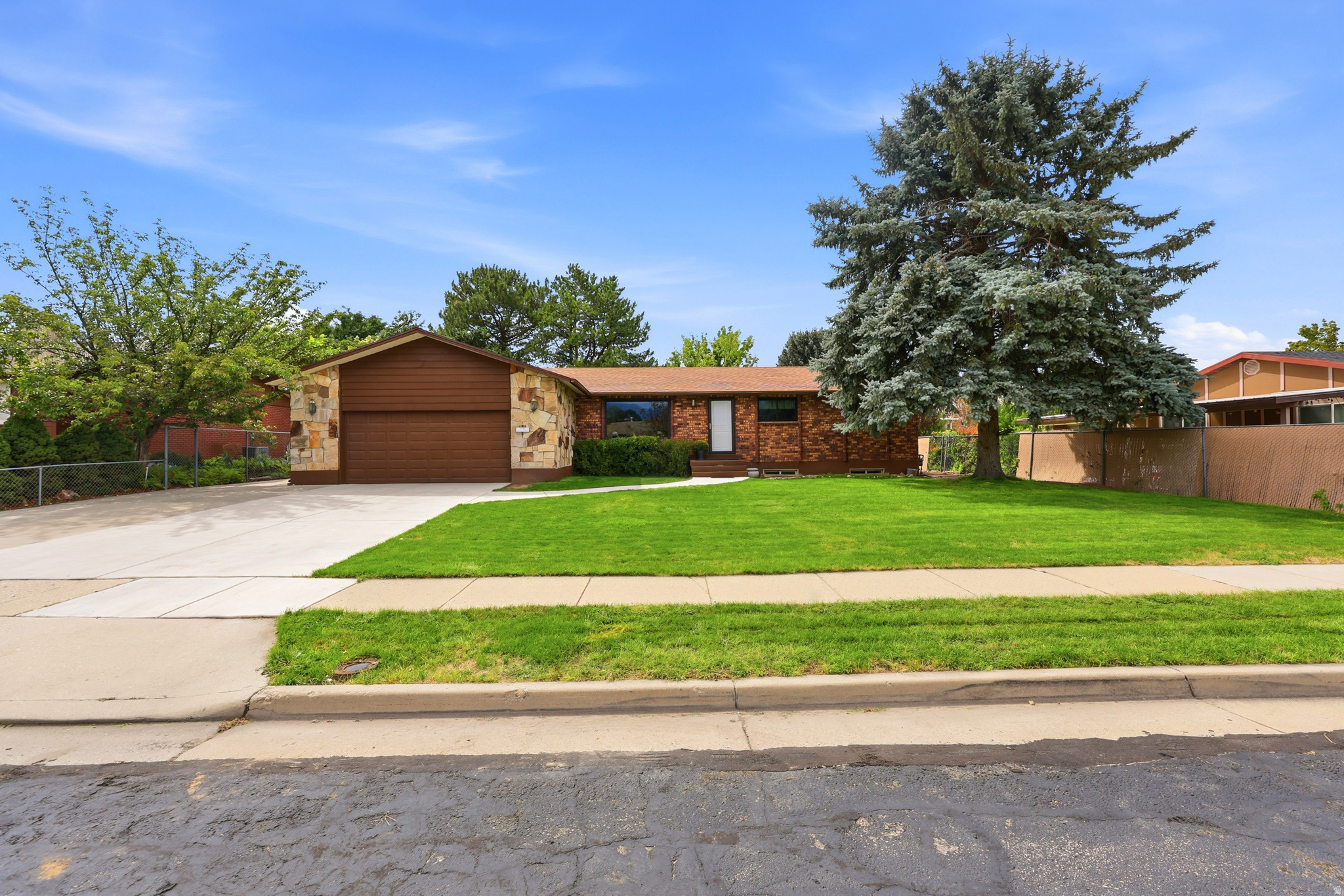 7472 S WATERLOO CIR, West Jordan, UT 84084 — photo 1