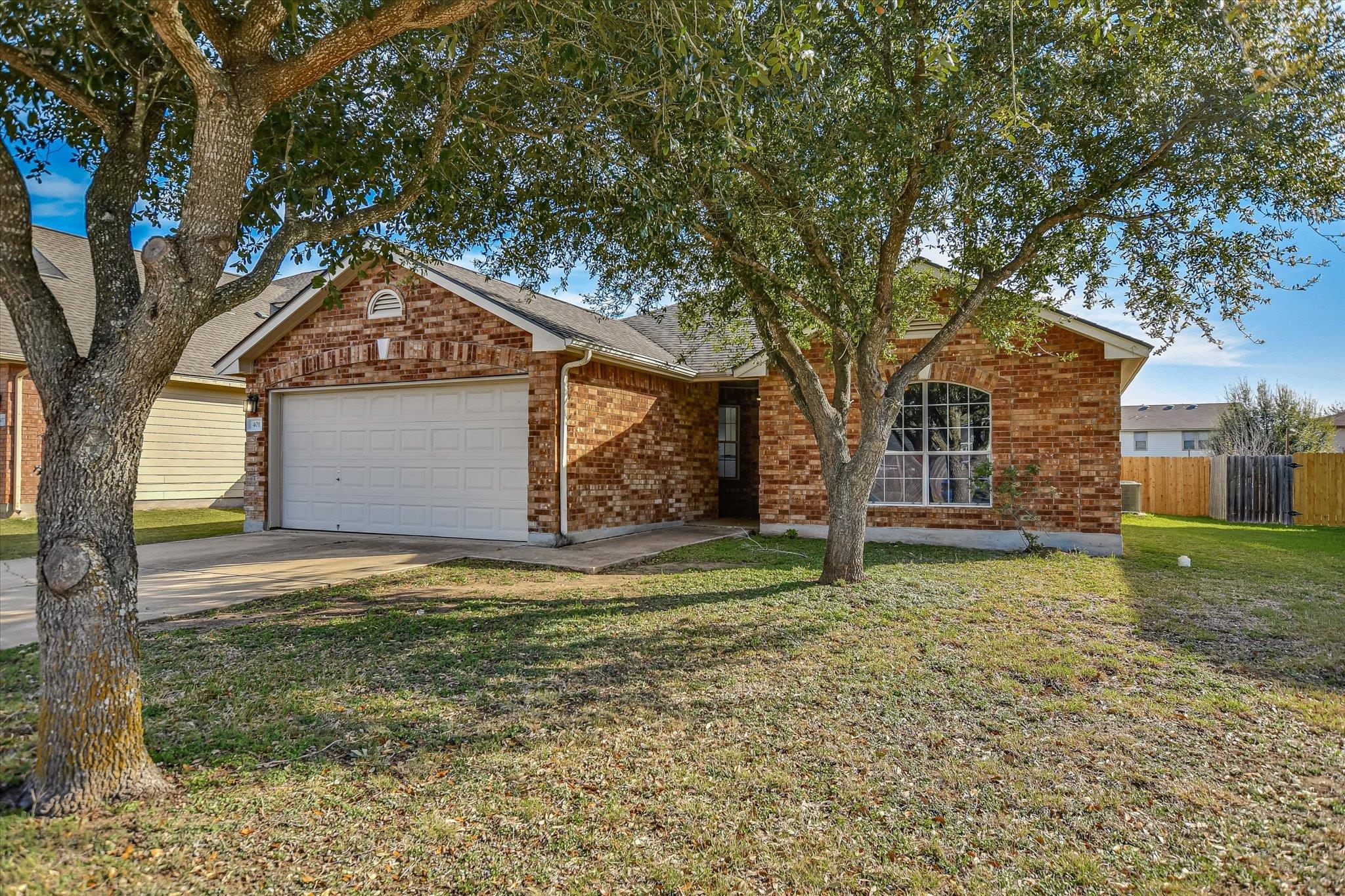 401 Bandara Woods, Elgin, TX 78621 — photo 1