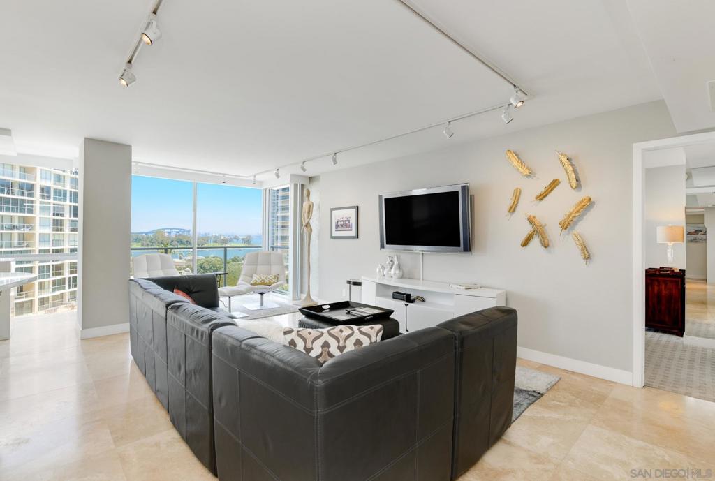 1760 Avenida del Mundo 510, Coronado, CA 92118 — photo 1