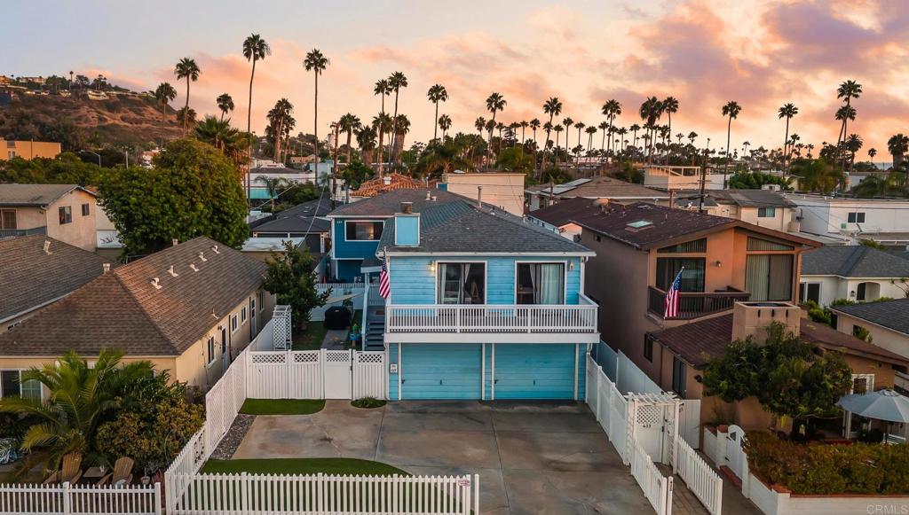 429 33 Nautilus Street, La Jolla, CA 92037 — photo 1