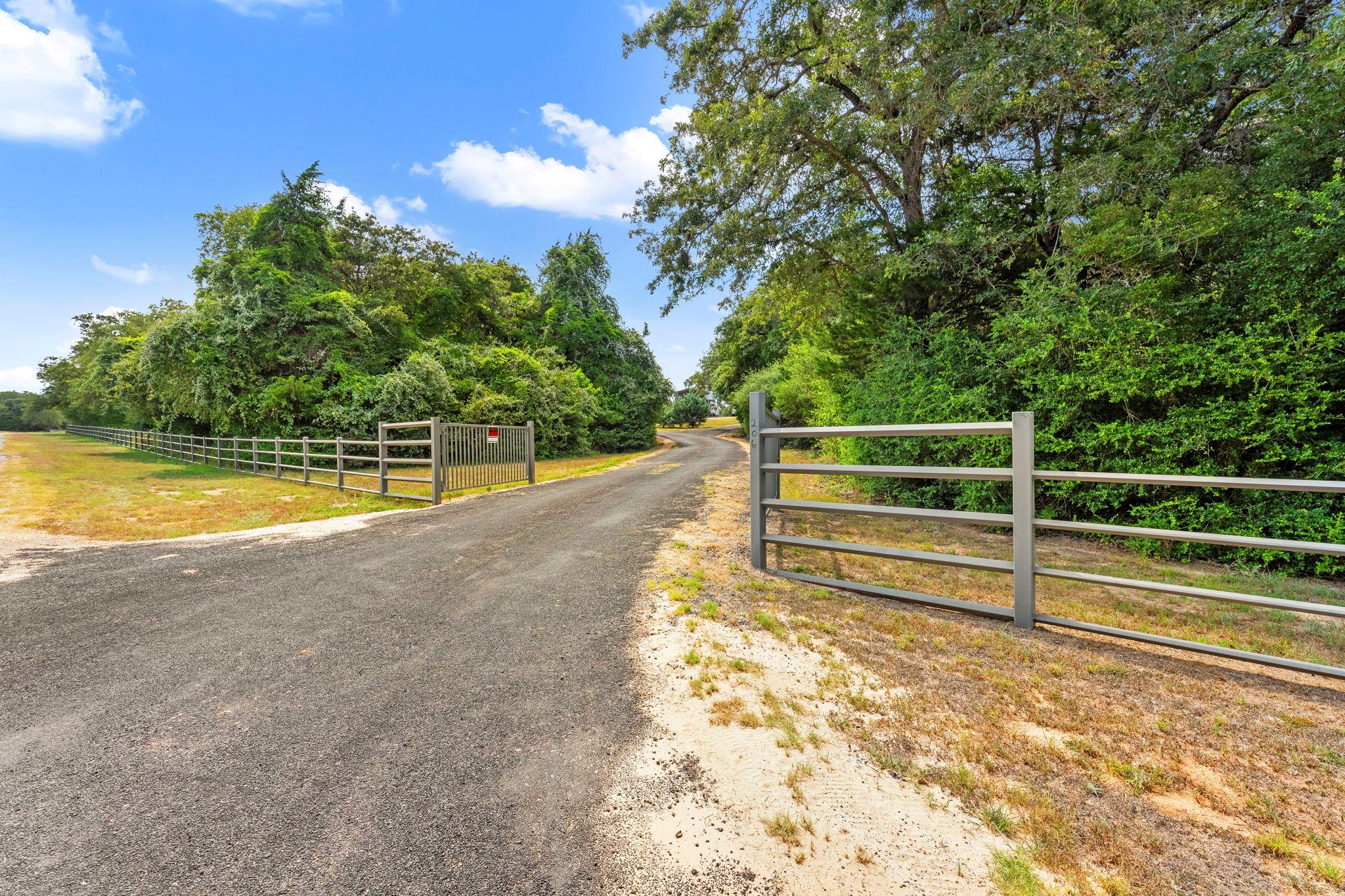 206 22 Hills, Gause, TX 77857 — photo 1