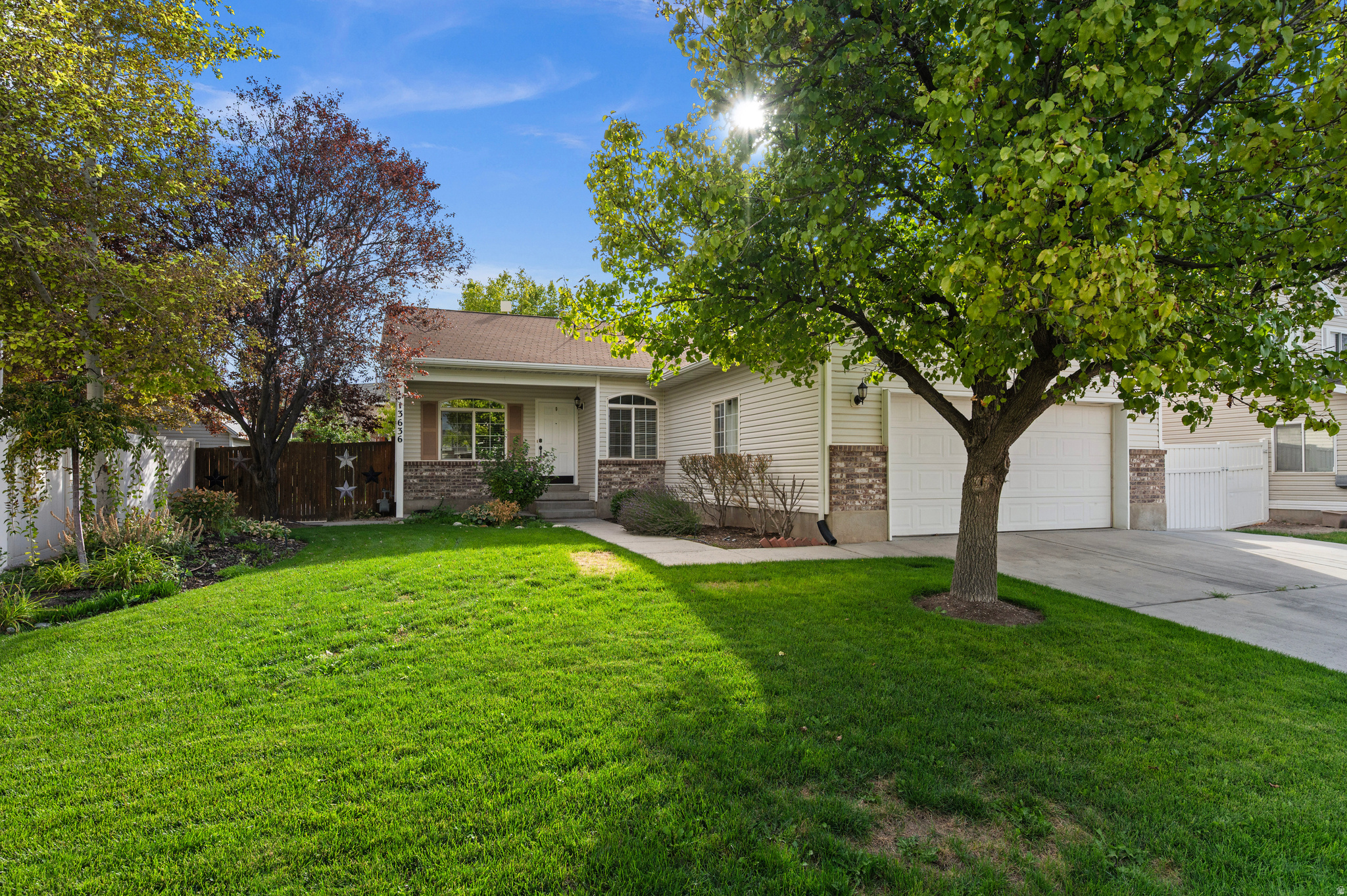 13636 S ARTISTRY LN, Herriman, UT 84096 — photo 1