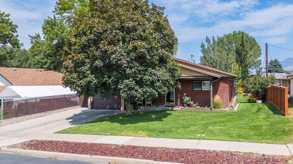975 E 300 N, Spanish Fork, UT 84660 — photo 1
