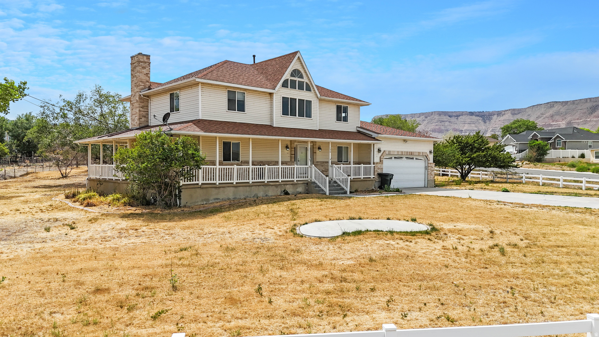 190 E 600 N, Ferron, UT 84523 — photo 1