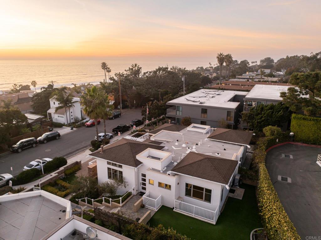 611 Stratford Ct, Del Mar, CA 92014 — photo 1