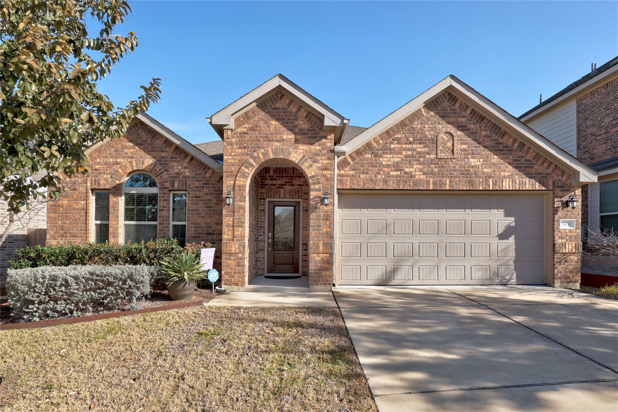 606 Linares, Austin, TX 78748 — photo 1