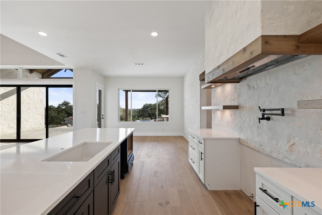 765 Legacy Hills