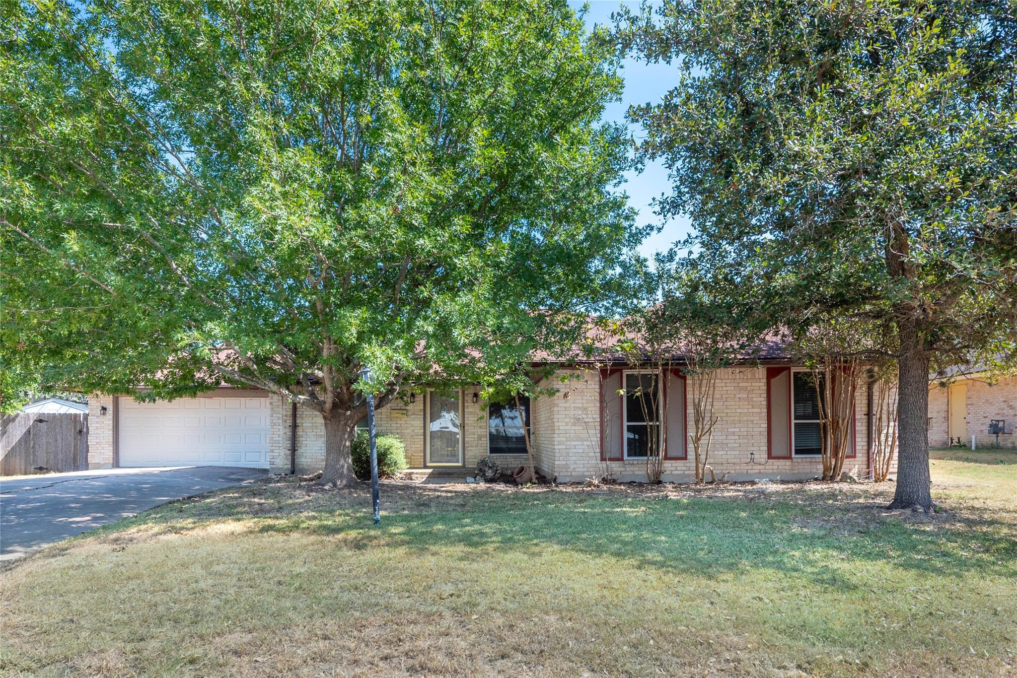 5505 Pendleton, Austin, TX 78723 — photo 1