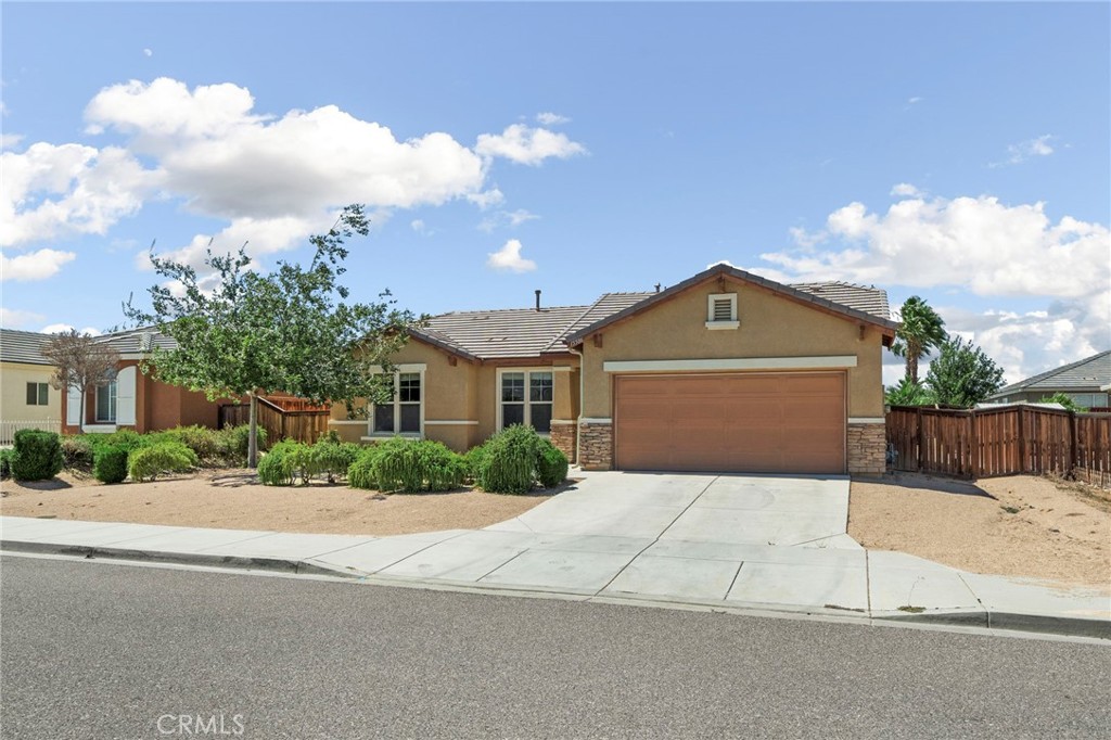 15586 Pilot Rock, Victorville, CA 92394 — photo 1