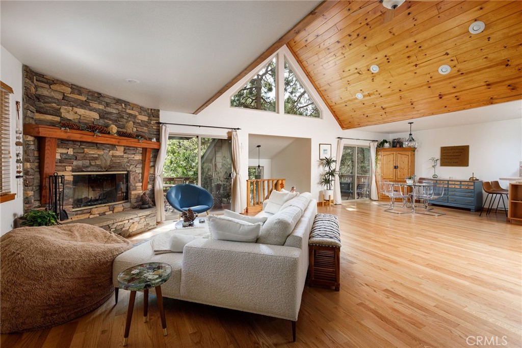 180 Grass Valley Road 33, Lake Arrowhead, CA 92352 — photo 1