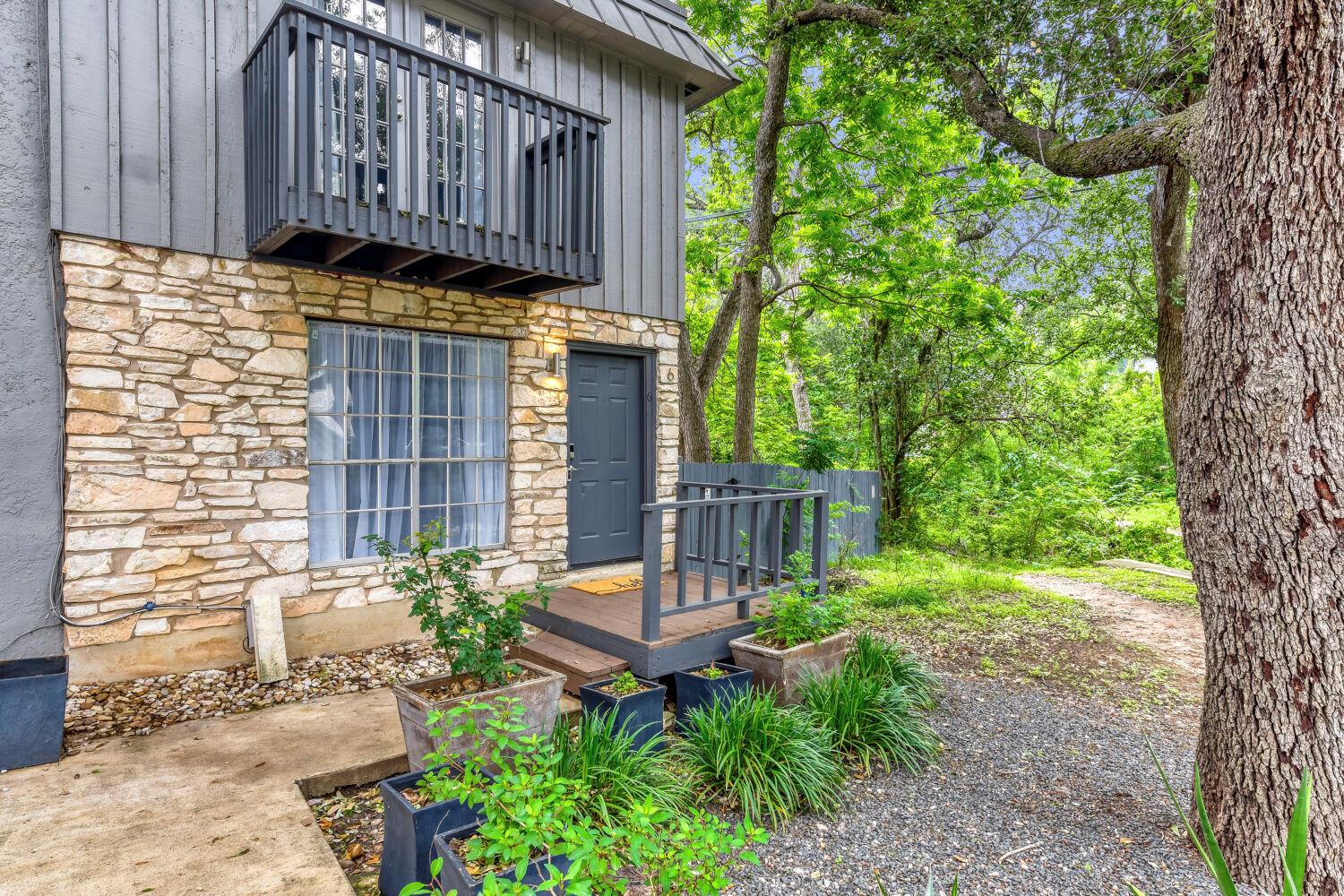 1912 Lightsey, Austin, TX 78704 — photo 1
