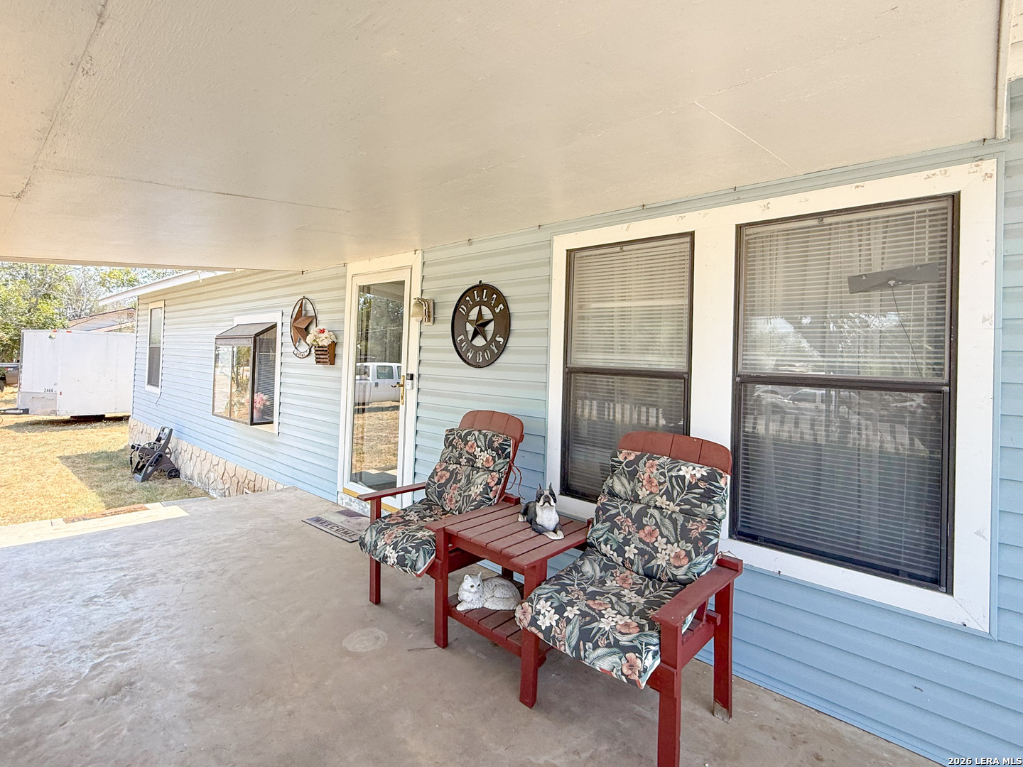 110 RENFRO DR, ,  78016 — photo 1