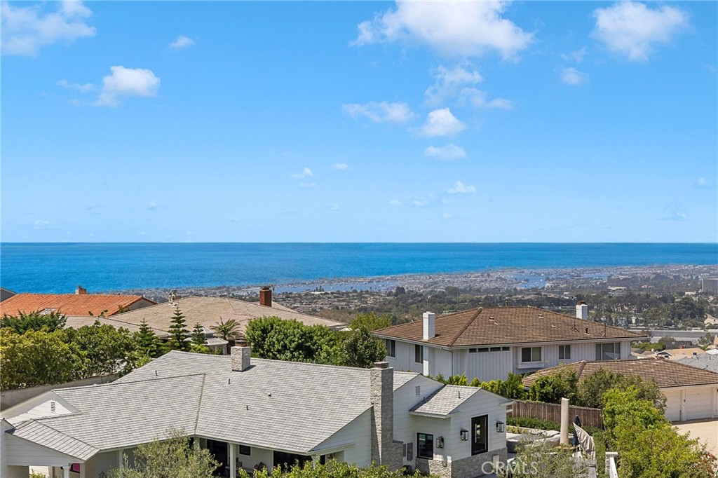 55 Montecito, Corona Del Mar, CA 92625 — photo 1