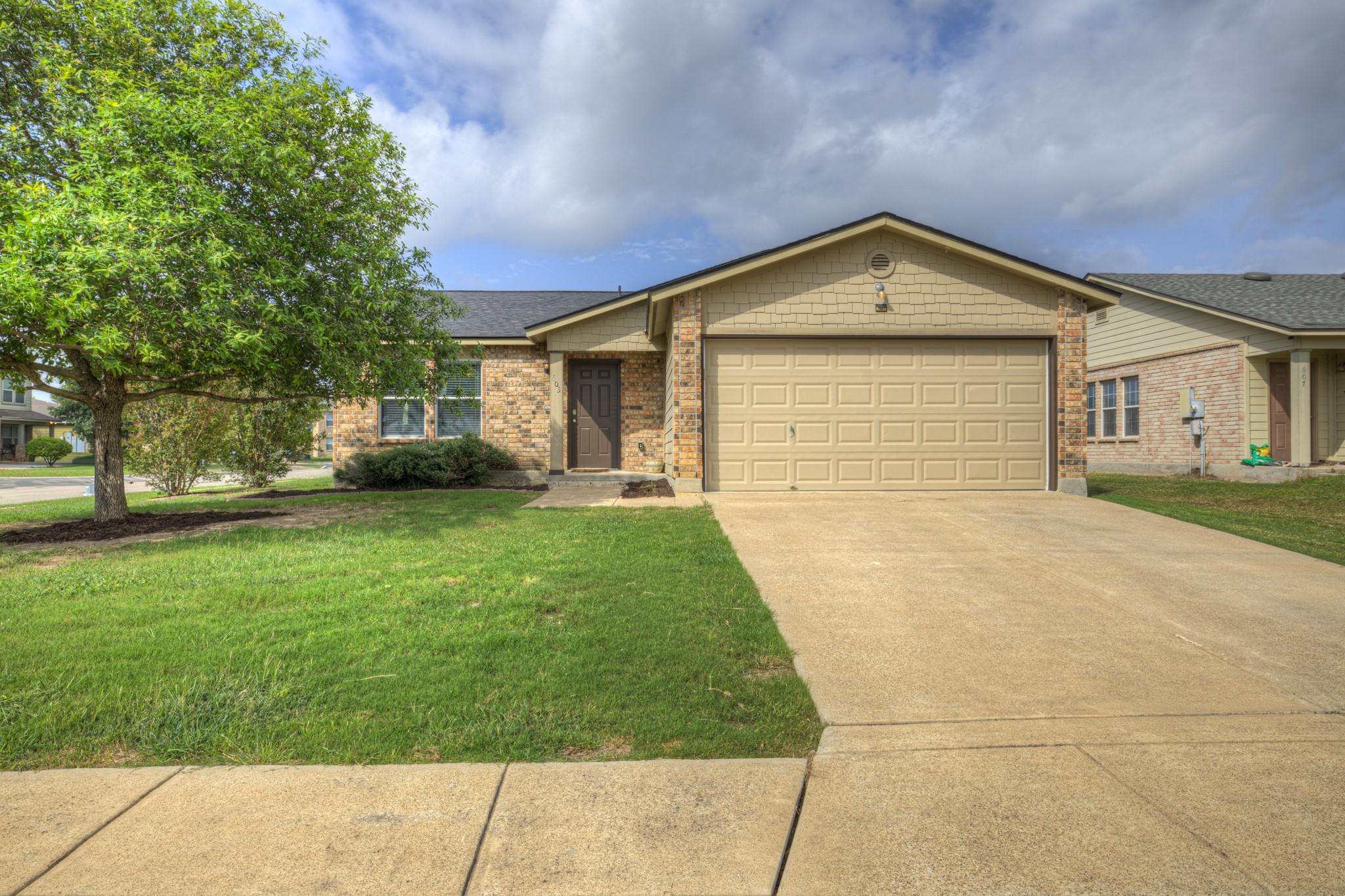 603 Crossing, New Braunfels, TX 78130 — photo 1