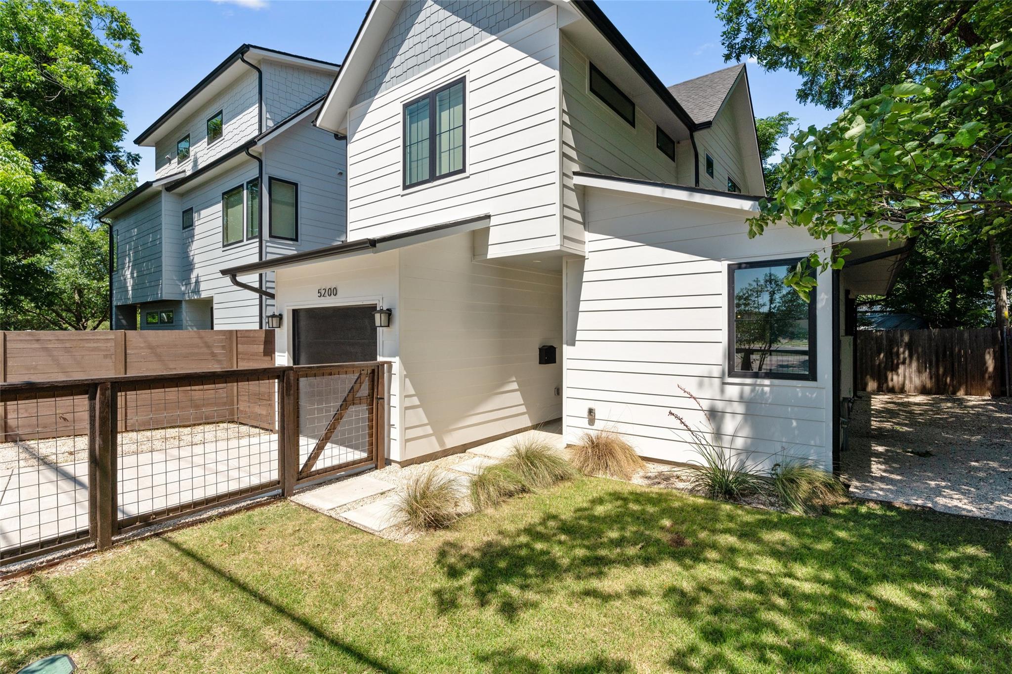 5200 Grover, Austin, TX 78756 — photo 1
