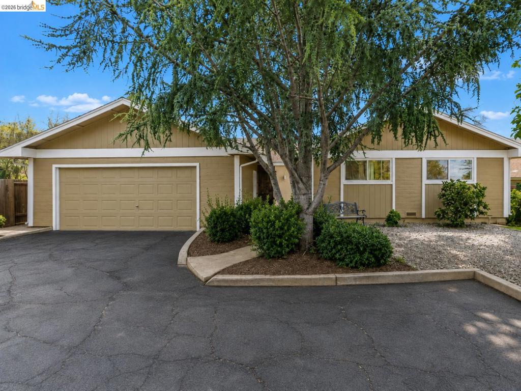 1833 Camino Estrada, Concord, CA 94521 — photo 1