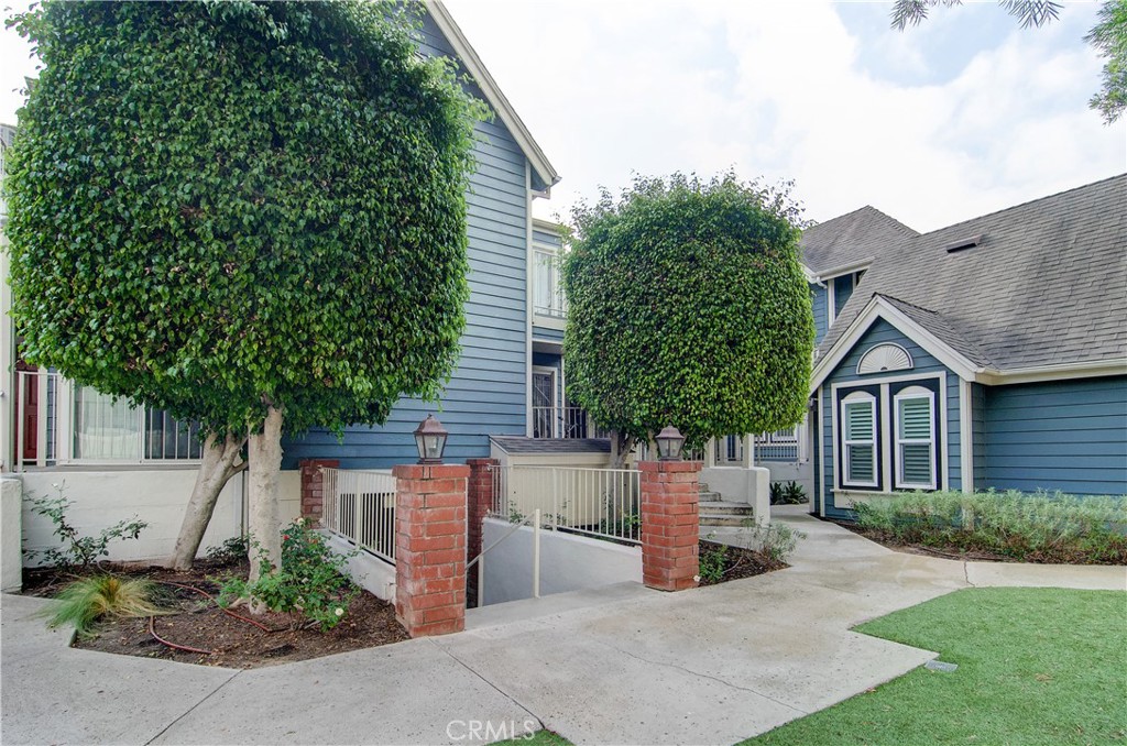 810 Baker 106, Costa Mesa, CA 92626 — photo 1