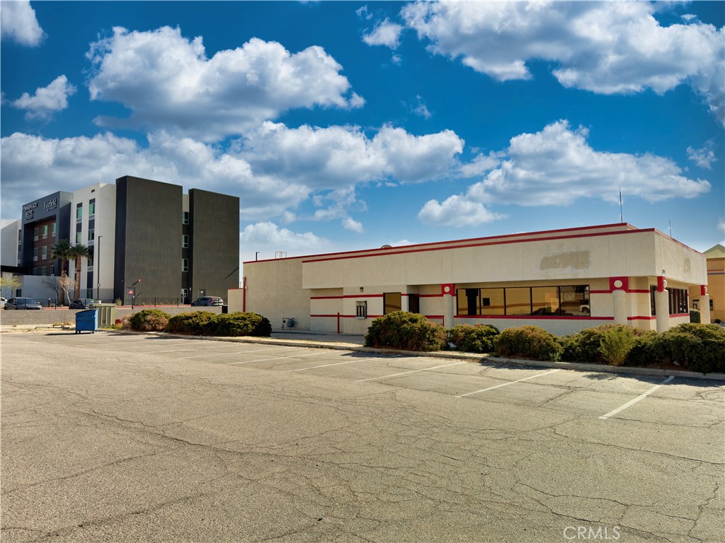 2791 Lenwood, Barstow, CA 92311 — photo 1