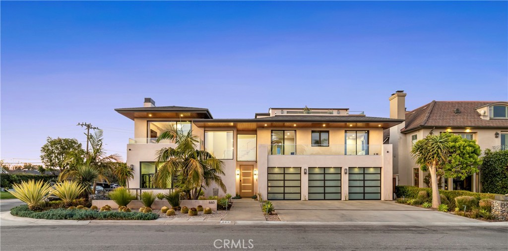 660 Kings Road, Newport Beach, CA 92663 — photo 1