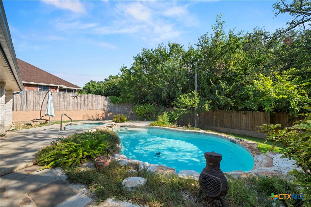 700 Pioneer, Harker Heights, TX 76548 — photo 1