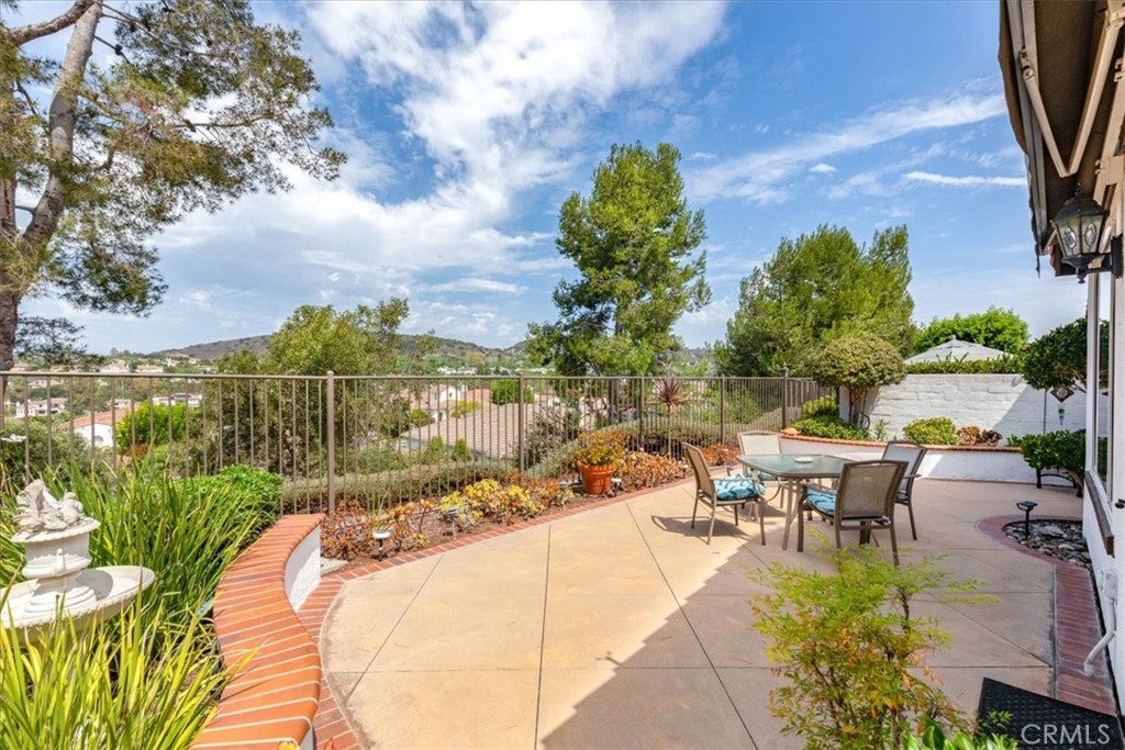 17 Corte Pinturas, San Clemente, CA 92673 — photo 1