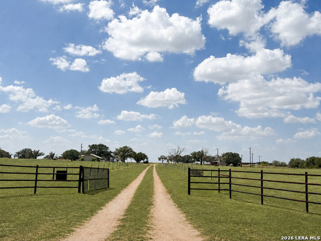 205 Western Ave, Leming, TX 78050 — photo 1