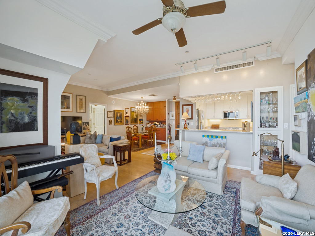 1 Towers Park Ln, ,  78209 — photo 1