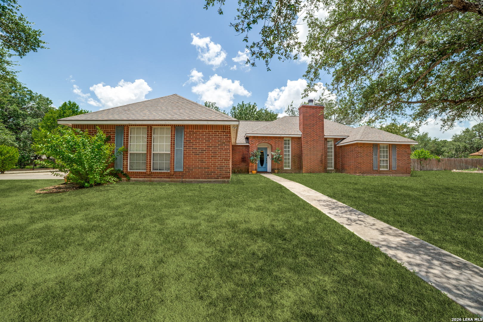 1717 EMBASSY RD, Pleasanton, TX 78064 — photo 1