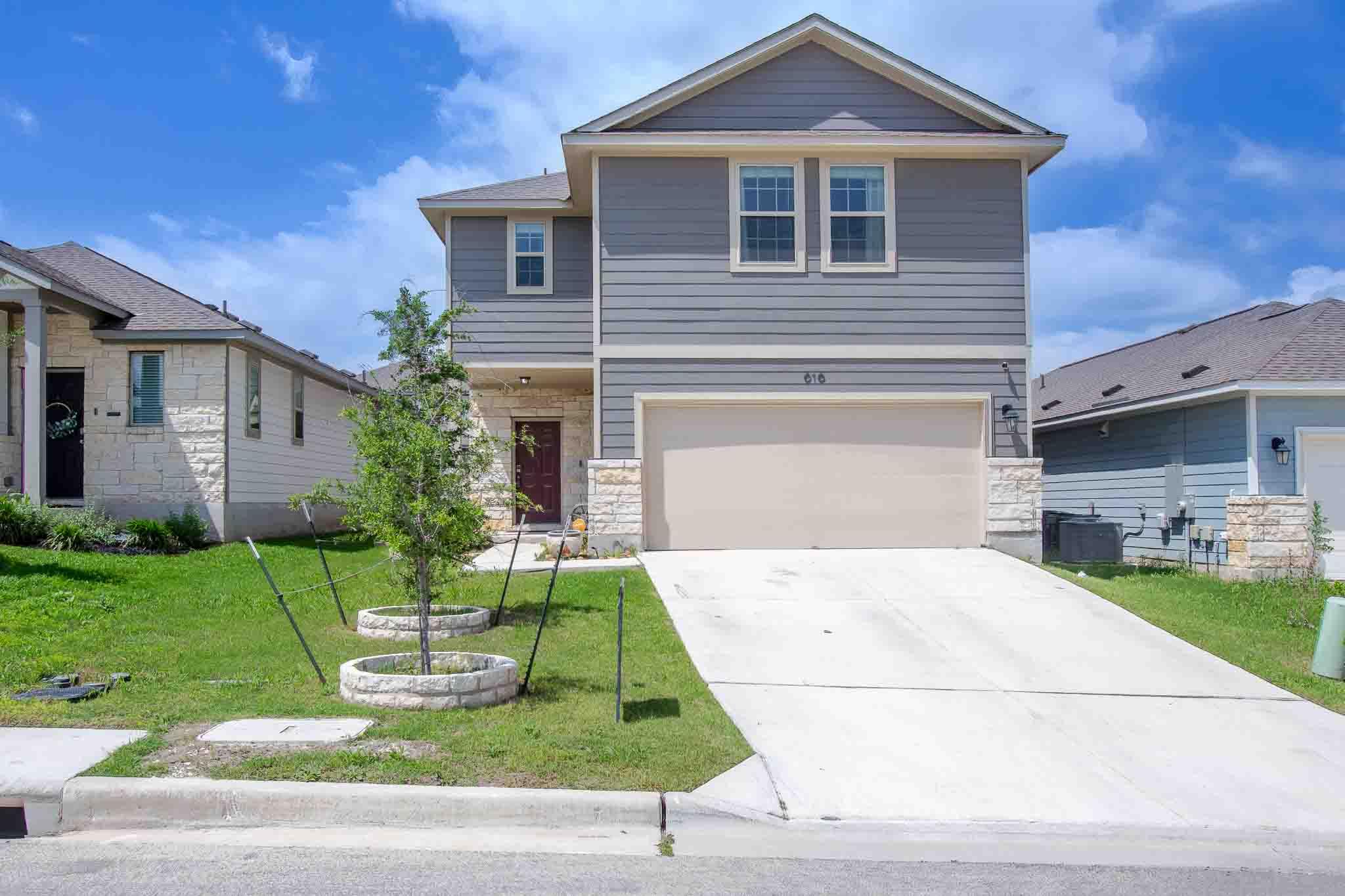616 Barbary Coast, Jarrell, TX 76537 — photo 1