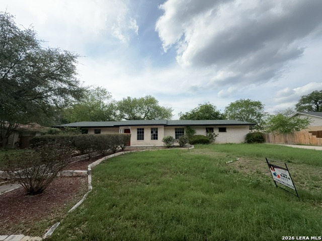 202 SHALIMAR DR, Castle Hills, TX 78213 — photo 1