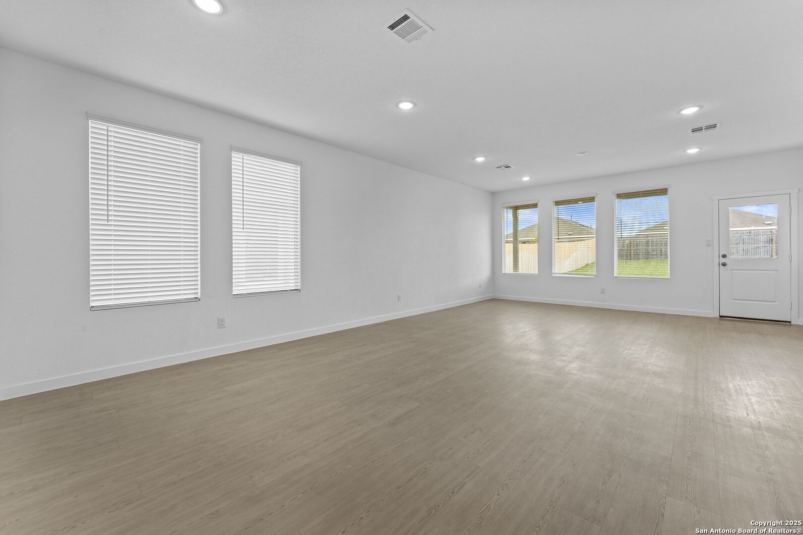 1205 Twisted Creek, ,  78130 — photo 1