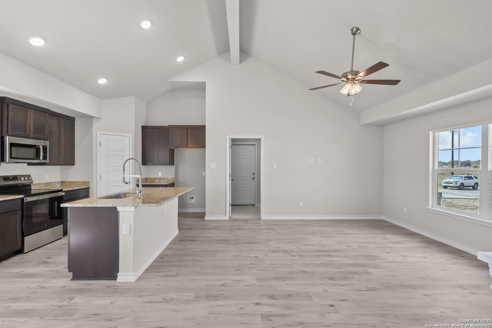 30 Log Cabin Way, , 78065 — photo 1