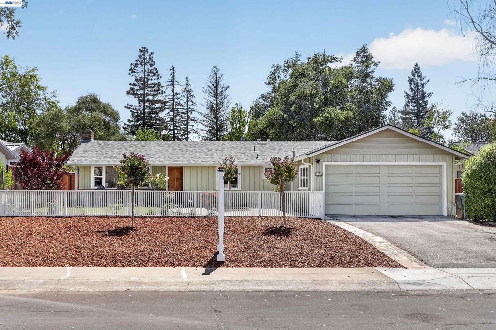 4186 Willmar Dr, Palo Alto, CA 94306 — photo 1