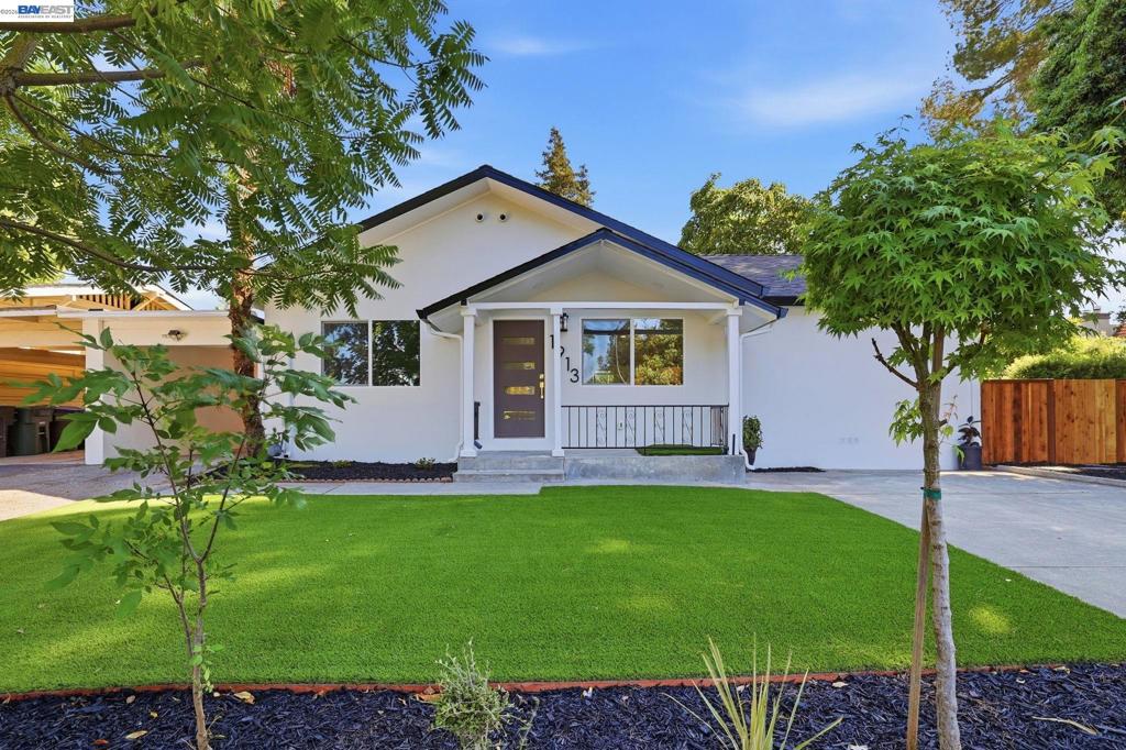 1913 W Middlefield Rd, Mountain View, CA 94043 — photo 1