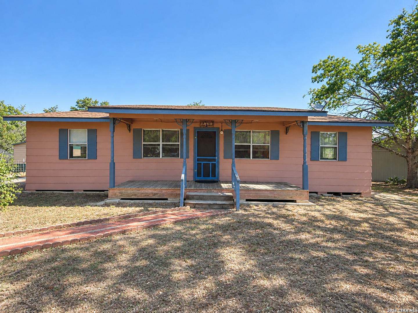9589 CEDAREDGE, , 78263 — photo 1