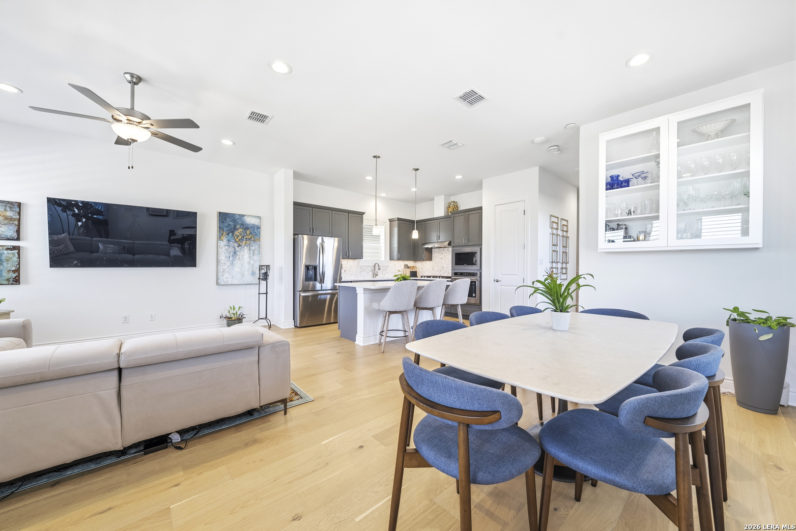 634 CHAMBRAY RD, ,  78130 — photo 1